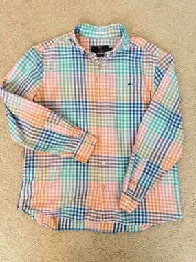 Vineyard Vines Men’s Gingham Button-Down Shirt